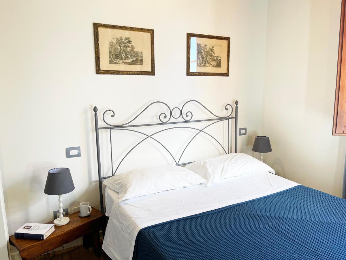 Oliveta Blu: Elegante A Due Passi Dal Centro Apartment เซียนา ภายนอก รูปภาพ