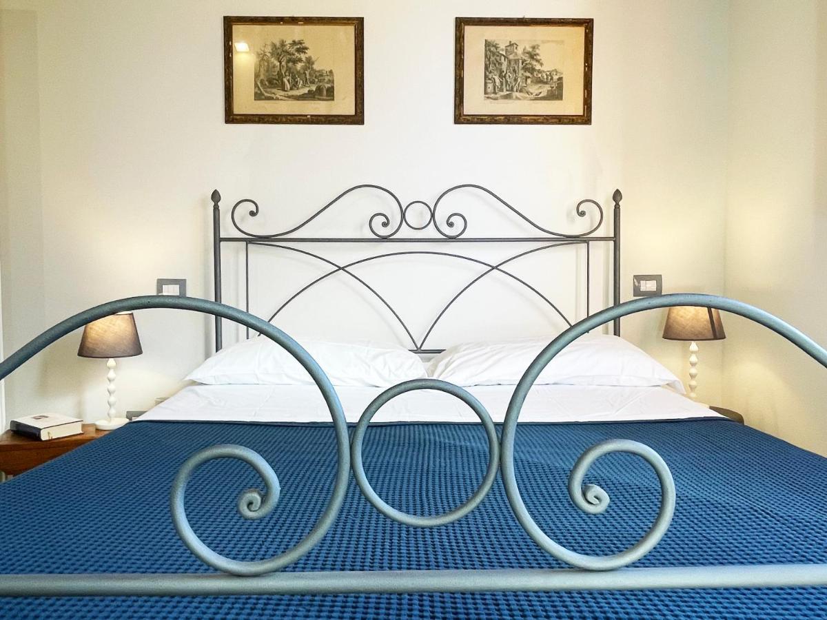 Oliveta Blu: Elegante A Due Passi Dal Centro Apartment เซียนา ภายนอก รูปภาพ